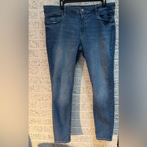 Old Navy Rockstar Super Skinny